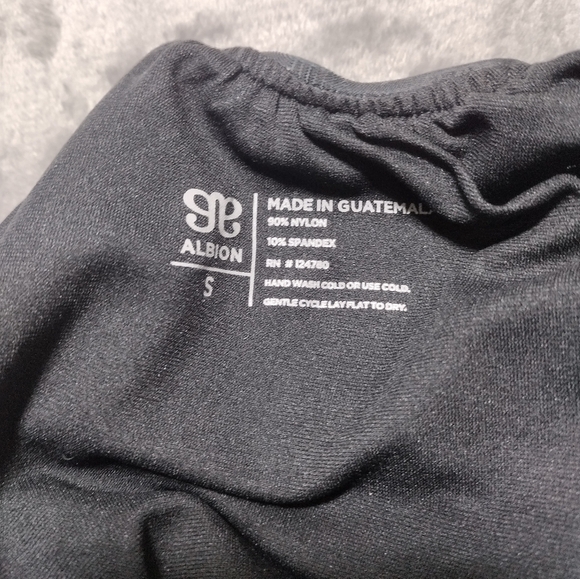 Albion Women's Size S THE MARIA ONE-PIECE, CAROLINA - Picture 12 of 12